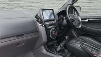 USED 2019 68 ISUZU D-MAX 1.9 TD Blade Pickup Double Cab 4dr Diesel Manual 4WD Euro 6 (164 ps) TOW BAR AND 13 PIN - PEARL PAINT