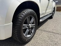 USED 2019 68 ISUZU D-MAX 1.9 TD Blade Pickup Double Cab 4dr Diesel Manual 4WD Euro 6 (164 ps) TOW BAR AND 13 PIN - PEARL PAINT