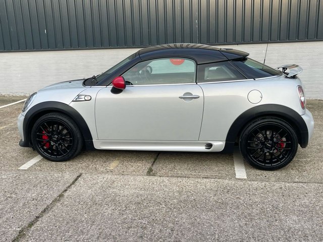 View our MINI COUPE