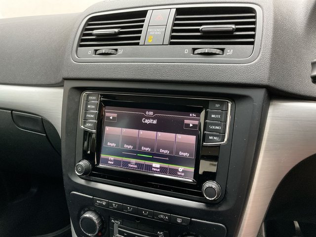 USED 2015 15 Skoda Yeti 1.2 TSI SE Suv 5dr Petrol Manual Euro 6 (s/S) (110 Ps) Parking Sensors + Cruise Control