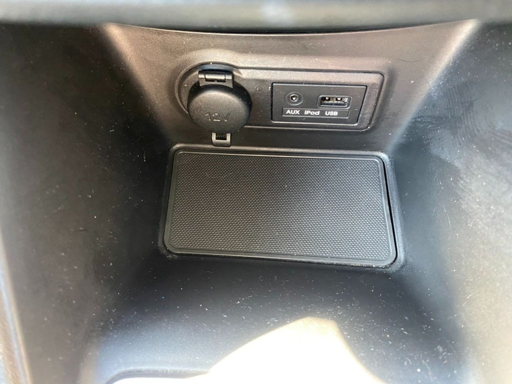 USED 2016 16 KIA VENGA 1.6 3 MPV 5dr Petrol Auto Euro 6 (123 bhp) NAVIGATION HEATED SEATS CAMERA