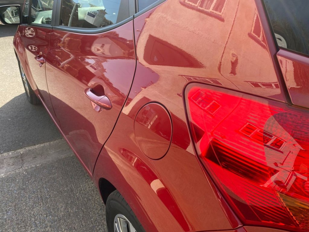 USED 2016 16 KIA VENGA 1.6 3 MPV 5dr Petrol Auto Euro 6 (123 bhp) NAVIGATION HEATED SEATS CAMERA