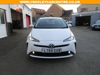 USED 2019 69 TOYOTA PRIUS 1.8 VVT-h Business Edition Plus Hatchback 5dr Petrol Hybrid CVT Euro 6 (s/s) (15in Alloy) (122 ps) 