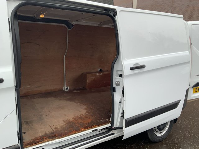 2021 Ford Transit Custom 2L Leader 5dr - Photo 12