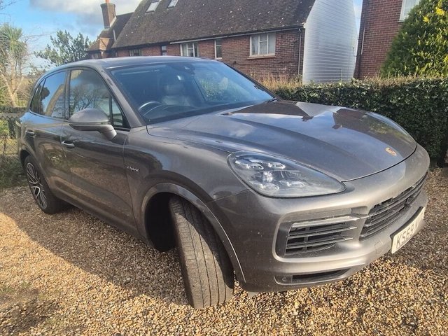 2020 PORSCHE CAYENNE 3.0 V6 E HYBRID 14.1KWH SUV 5DR PETROL PLUG IN HYBRID TIPTRONICS... photo