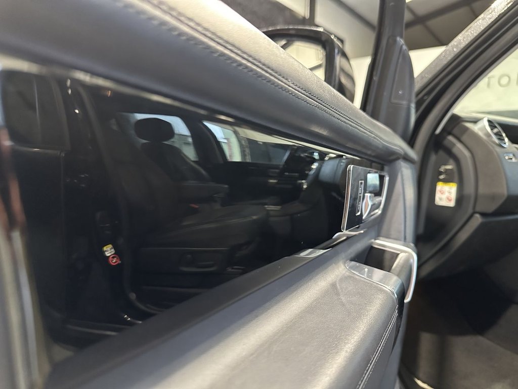 USED 2016 16 LAND ROVER DISCOVERY 4 3.0 SD V6 Landmark SUV 5dr Diesel Auto 4WD Euro 6 (s/s) (256 bhp) TOW BAR | 1 YEAR WARRANTY