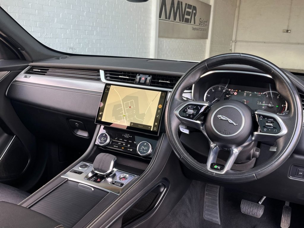 USED 2021 21 JAGUAR F-PACE 2.0 D200 MHEV R-Dynamic S SUV 5dr Diesel Auto AWD Euro 6 (s/s) (204 ps) 