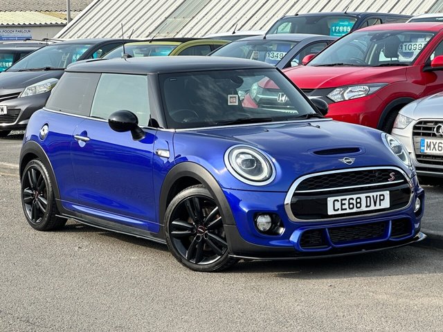 2018 MINI HATCH