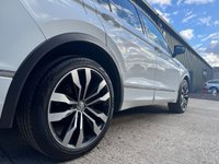 USED 2019 VOLKSWAGEN TIGUAN 2.0 TDI R-Line SUV 5dr Diesel DSG 4Motion Euro 6 (s/s) (150 ps) 