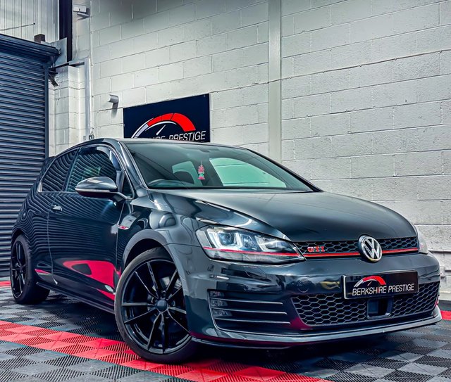 2016 66 Volkswagen Golf 2.0 TSI BlueMotion Tech GTI Launch Hatchback 3dr Petrol Manual Euro 6 (s/s) (220 ps)
