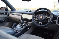 USED 2019 69 PORSCHE CAYENNE 4.0T V8 GPF Turbo SUV 5dr Petrol TiptronicS 4WD Euro 6 (s/s) (550 ps) PAN ROOF / MASSAGE & COOLED