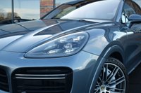 USED 2019 69 PORSCHE CAYENNE 4.0T V8 GPF Turbo SUV 5dr Petrol TiptronicS 4WD Euro 6 (s/s) (550 ps) PAN ROOF / MASSAGE & COOLED