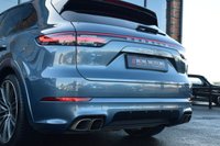 USED 2019 69 PORSCHE CAYENNE 4.0T V8 GPF Turbo SUV 5dr Petrol TiptronicS 4WD Euro 6 (s/s) (550 ps) PAN ROOF / MASSAGE & COOLED