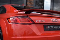USED 2017 V AUDI TT RS 2.5 TFSI Coupe 3dr Petrol S Tronic quattro Euro 6 (s/s) (400 ps) 1 OWNER / RS DESIGN PACK / FSH