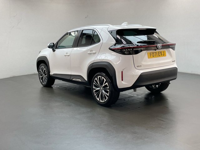 USED 2022 71 Toyota Yaris Cross 1.5 Vvt-H Excel Suv 5dr Petrol Hybrid E-Cvt Euro 6 (s/S) (116 Ps) - Heated Seats + Parking Camera
