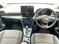 USED 2022 71 Toyota Yaris Cross 1.5 Vvt-H Excel Suv 5dr Petrol Hybrid E-Cvt Euro 6 (s/S) (116 Ps) - Heated Seats + Parking Camera