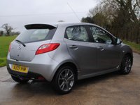 USED 2009 09 MAZDA MAZDA2 1.3 Tamura Hatchback 5dr Petrol Manual Euro 4 (86 ps) www.suffolkcarcentre.co.uk - Located at Ilketshall