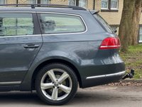 USED 2012 12 VOLKSWAGEN PASSAT 2.0 TDI BlueMotion Tech SE Estate 5dr Diesel DSG Euro 5 (s/s) (140 ps) 