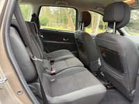 USED 2009 59 RENAULT SCENIC 1.5 dCi Dynamique MPV 5dr Diesel Manual Euro 4 (106 ps) 
