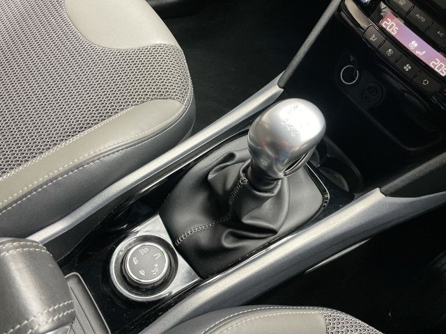 USED 2017 67 Peugeot 2008 1.6 Bluehdi Allure Suv 5dr Diesel Manual Euro 6 (s/S) (120 Ps) 17in Alloy Wheels + Cruise Control