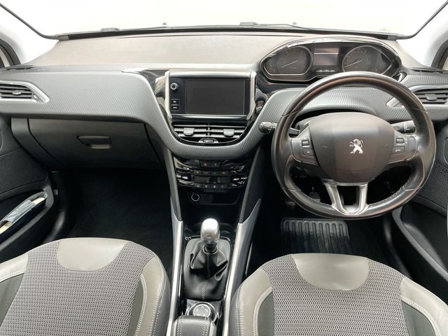 USED 2017 67 Peugeot 2008 1.6 Bluehdi Allure Suv 5dr Diesel Manual Euro 6 (s/S) (120 Ps) 17in Alloy Wheels + Cruise Control