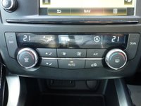 USED 2015 65 RENAULT KADJAR 1.6 dCi Signature Nav SUV 5dr Diesel Manual Euro 6 (s/s) (130 ps) www.suffolkcarcentre.co.uk - Located at Reydon