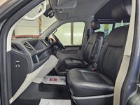 USED 2017 67 VOLKSWAGEN TRANSPORTER 2.0 BiTDI T30 BlueMotion Tech Highline Crew Van Double Cab 5dr Diesel DSG FWD SWB Euro 6 (s/s) (204 ps) Parking Sensors, DAB Radio, Car-Net