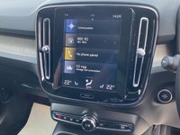 USED 2020 69 VOLVO XC40 2.0 T4 Inscription Pro SUV 5dr Petrol Auto Euro 6 (s/s) (190 ps) 