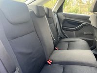 USED 2007 57 FORD FOCUS 1.6 Zetec Climate Hatchback 5dr Petrol Manual (161 g/km, 99 bhp) 