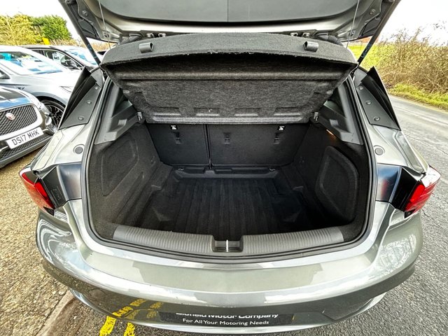 2019 VAUXHALL ASTRA - Photo 9