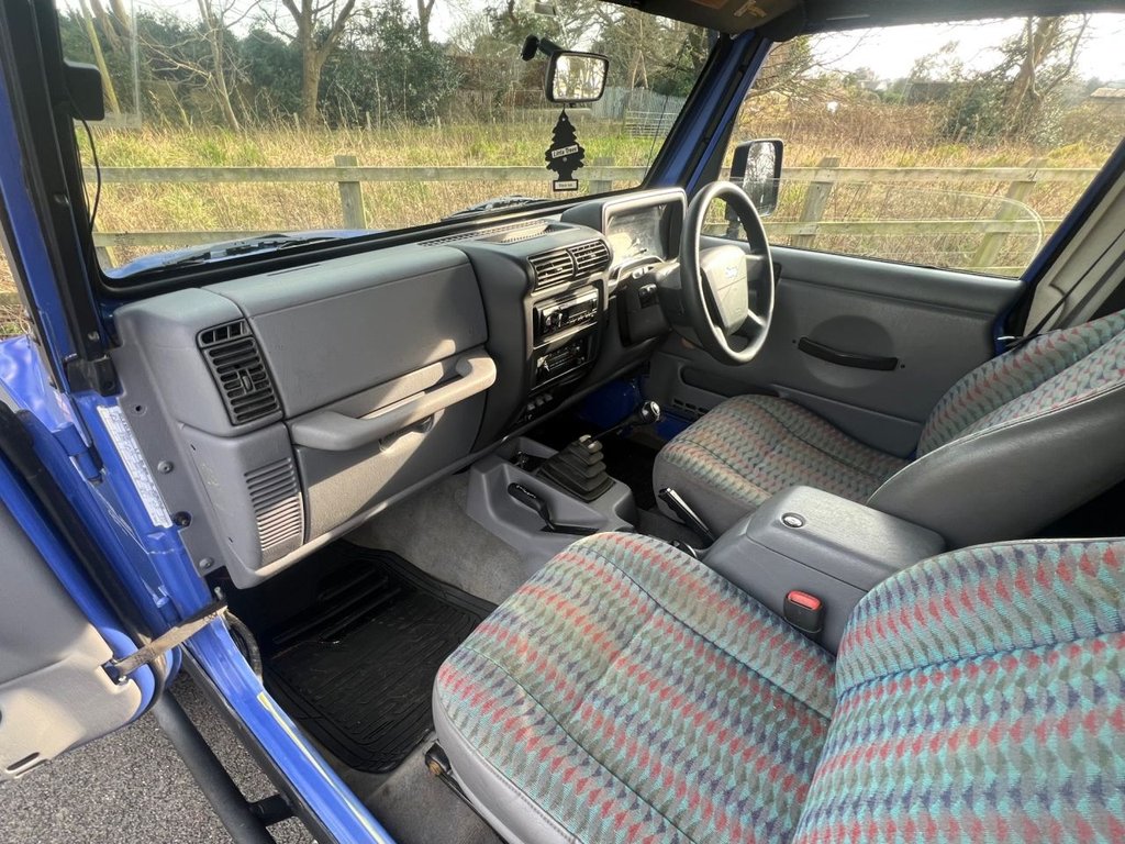 USED 1999 V JEEP WRANGLER 4.0 SPORT Petrol // Manual // 4x4 // (302 g/km, 174 bhp) // px swap 