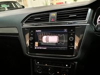 USED 2018 68 VOLKSWAGEN TIGUAN 2.0 TDI R-Line SUV 5dr Diesel DSG Euro 6 (s/s) (150 ps) 
