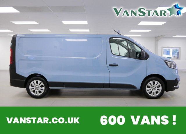 View our Renault Trafic 30 2.0 BLUEDCI 150 BHP LONG SPORT EDITION ( SAT NAV )