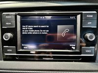 USED 2020 70 VOLKSWAGEN TRANSPORTER SHUTTLE 2.0 TDI SE Minibus Double Cab 5dr Diesel DSG SWB Euro 6 (s/s) (150 ps) 