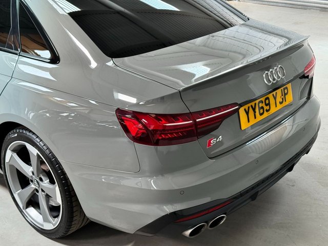 View our AUDI S4