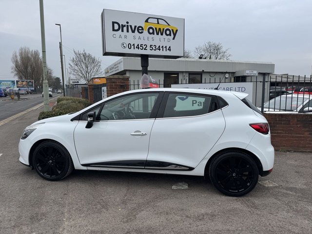 2015 65 Renault Clio 1.5 dCi Dynamique S Nav Hatchback 5dr Diesel Manual Euro 6 (s/s) (90 ps)