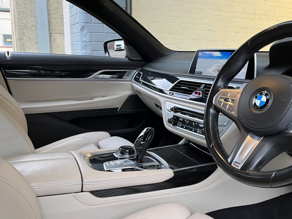 USED 2021 71 BMW 7 SERIES 3.0 730d MHT M Sport Saloon 4dr Diesel Hybrid Auto Euro 6 (s/s) (286 ps) 