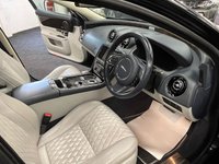 USED 2015 13 JAGUAR XJ 3.0d V6 Autobiography Saloon 4dr Diesel Auto Euro 6 (s/s) (LWB) (300 ps) UK DELIVERY FLAT FEE &pound;175 (SUBJECT TO DEAL) *OVER 100 IMAGES ON OUR WEBSITE*BESPOKE FINANCE ARRANGED*PART EXCHANGE WELCOME*ALL VEHICLES HPI CLEAR