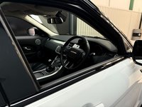 USED 2015 15 LAND ROVER RANGE ROVER EVOQUE 2.2 SD4 Pure Tech SUV 5dr Diesel Manual 4WD Euro 5 (s/s) (190 ps) Nav | Heated Seats | Power tailgate