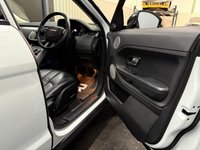 USED 2015 15 LAND ROVER RANGE ROVER EVOQUE 2.2 SD4 Pure Tech SUV 5dr Diesel Manual 4WD Euro 5 (s/s) (190 ps) Nav | Heated Seats | Power tailgate