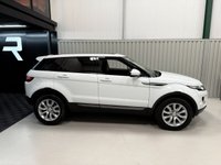 USED 2015 15 LAND ROVER RANGE ROVER EVOQUE 2.2 SD4 Pure Tech SUV 5dr Diesel Manual 4WD Euro 5 (s/s) (190 ps) Nav | Heated Seats | Power tailgate