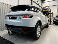 USED 2015 15 LAND ROVER RANGE ROVER EVOQUE 2.2 SD4 Pure Tech SUV 5dr Diesel Manual 4WD Euro 5 (s/s) (190 ps) Nav | Heated Seats | Power tailgate