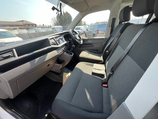 2020 Volkswagen Transporter 2L Startline 5dr - Photo 12
