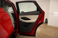 USED 2019 19 JAGUAR E-PACE 2.0 D150 S SUV 5dr Diesel Manual Euro 6 (s/s) (150 ps) ONLY 1 PREVIOUS OWNER, APPLE CAR PLAY, FANTASTIC CONDITION