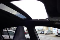 USED 2022 22 VOLKSWAGEN GOLF 2.0 TSI R 4MOTION DSG 5 DOOR R PERFORMANCE PACK PAN ROOF 1 OWNER