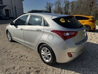 USED 2015 65 HYUNDAI I30 1.6 CRDi Blue Drive SE Nav Hatchback 5dr Diesel Manual Euro 6 (s/s) (110 ps) REAR CAMERA SATNAV 2 KEYS