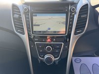 USED 2015 65 HYUNDAI I30 1.6 CRDi Blue Drive SE Nav Hatchback 5dr Diesel Manual Euro 6 (s/s) (110 ps) REAR CAMERA SATNAV 2 KEYS
