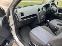 USED 2006 06 FORD FUSION 1.4 Zetec Climate Hatchback 5dr Petrol Manual (154 g/km, 79 bhp) 