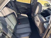 USED 2017 67 PEUGEOT 3008 1.2 PureTech Allure SUV 5dr Petrol Manual Euro 6 (s/s) (130 ps) 2 OWNERS, 2 KEYS, STUNNING!