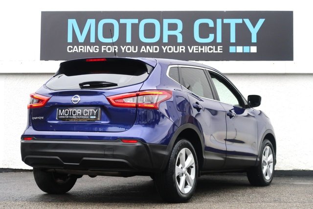 View our NISSAN QASHQAI